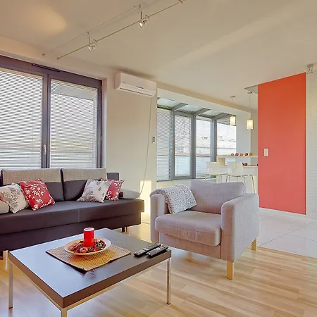 Ekoidea - Kornelia 호텔 *